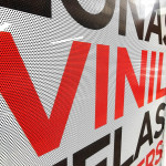 Vinil Microperforado Brillante UV